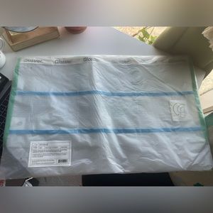 NWOT BNIB Glossier Exclusive Miami Beach Bag